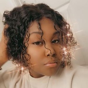 Meet your Posher, Alexio